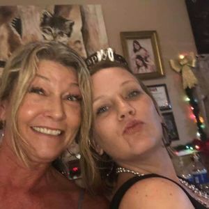 Meet your Posher, Tara jean